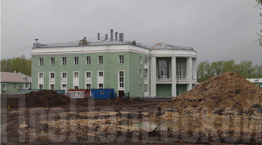 В Полевском начались работы по благоустройству парка в южной части