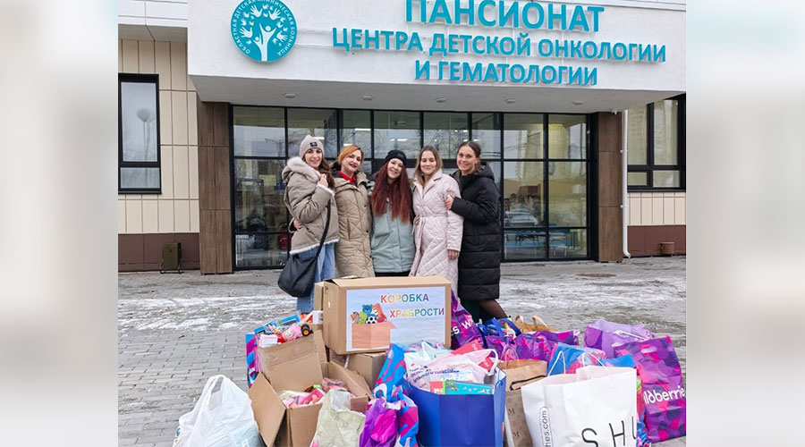 На протяжение двух месяцев конкурсантки участвовали в благотворительных акциях проекта