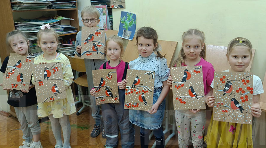 Юные полевские художники рисовали зиму и мечты