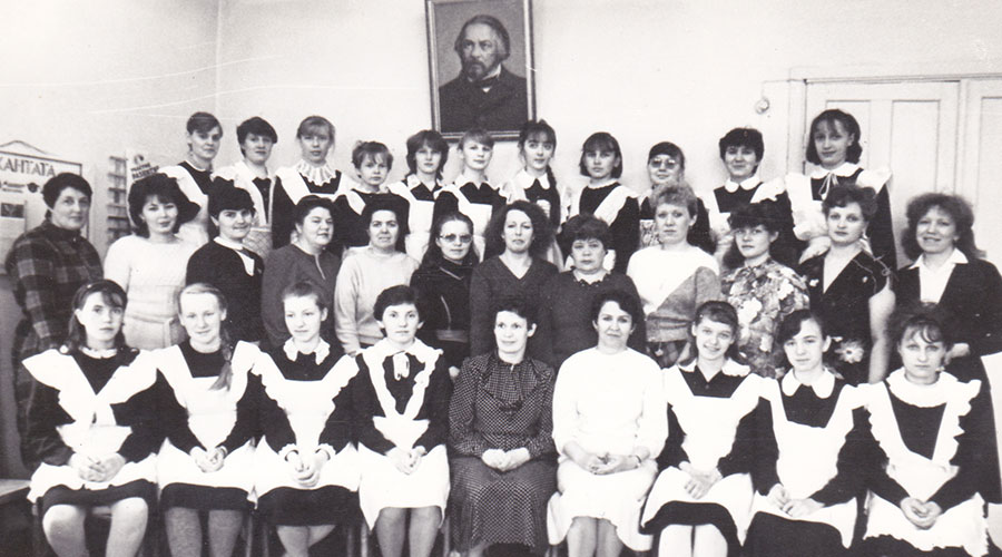 С 1985  по 1996 год Татьяна Шелегина работала педагогом, а в последствии и директором полевской Детской музыкальной школы № 1.