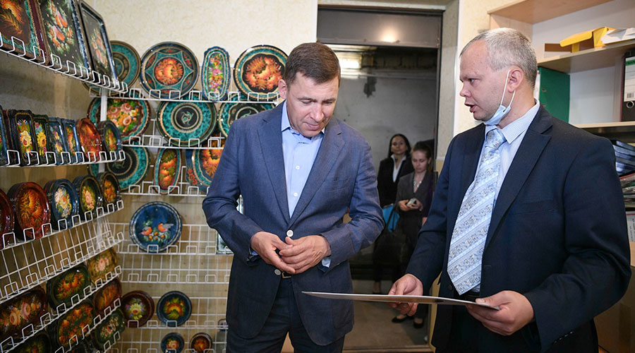 Евгений Куйвашев обсудил с малым бизнесом в Нижнем Тагиле острые вопросы и поручил поддержать бренд «Тагильский поднос»