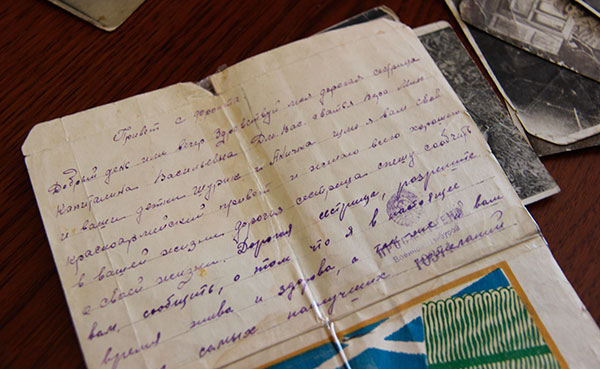 В апреле 1944 года снайпер Долганова писала, что жива и здорова и нет времени на письма, потому что бригада постоянно находится на передовой.