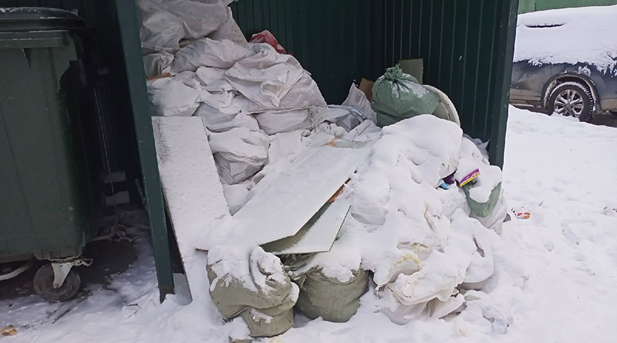 Регоператор не вывозит строительный мусор в Полевском. Этими работами занимается специализированная компания