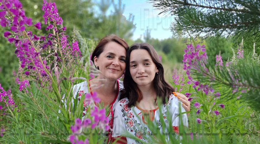  Наталья и Арина Хайруллины