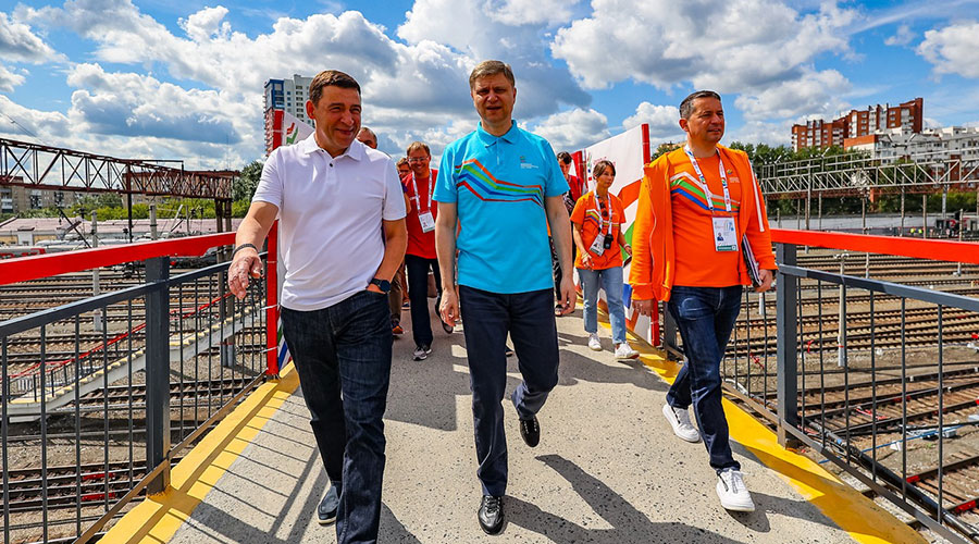 Евгений Куйвашев и Олег Белозёров встретились с участниками финала Чемпионата профессионалов ОАО «РЖД»