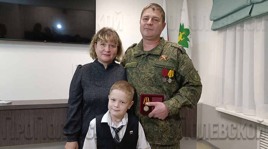 Доброволец БАРСа полевчанин Николай Акулов удостоен медали «За отвагу»