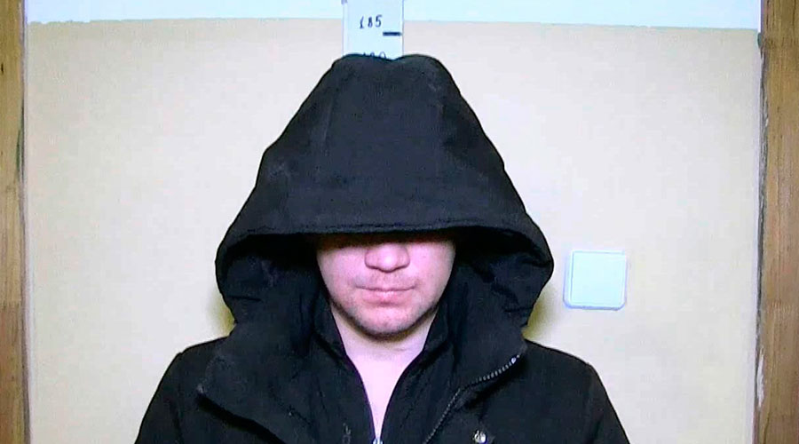 Лжеминёром оказался официально нигде не работающий 27-летний ранее судимый за кражу и разбой житель микрорайона Химмаш по имени Андрей, более известный в определенных кругах по прозвищу «Лысый»