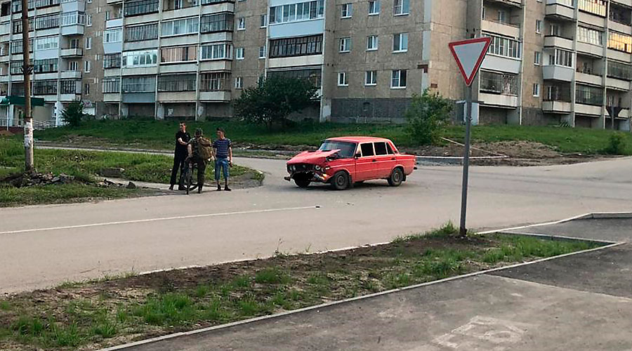 ДПТ на перекрестке улиц Бажова – Победы в южной части Полевского 30 июня