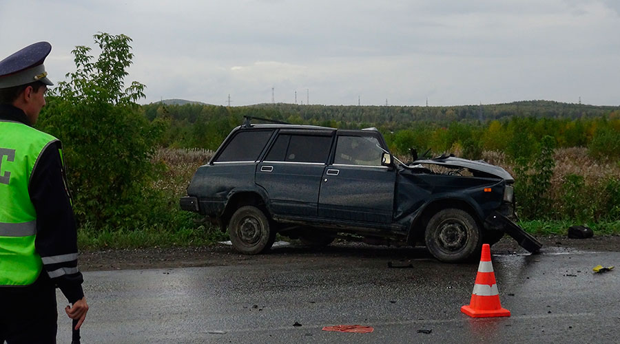 Погода в полевском на 14 дней. Происшествия Полевской. Авария в Полевском 27 ноября. ДТП В Полевском за последние дни. Происшествия Полевской 27.11.20.