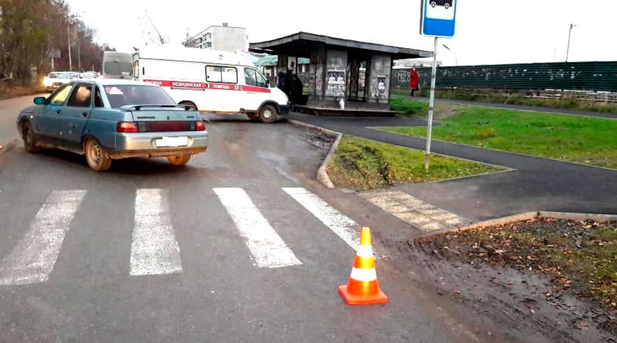 Второй случай наезда на пешехода на пешеходном переходе за неделю произошёл в Полевском.