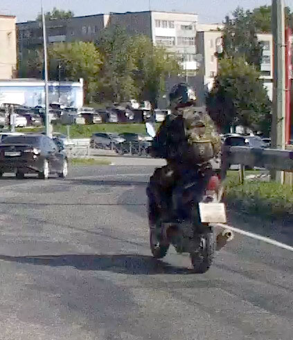 Разыскивается водитель скутера, скрывшийся с места ДТП