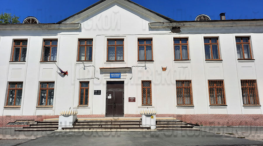 По условиям проекта капитального ремонта Степана Разина, 51, здание должно быть полностью освобождено к 1 сентября