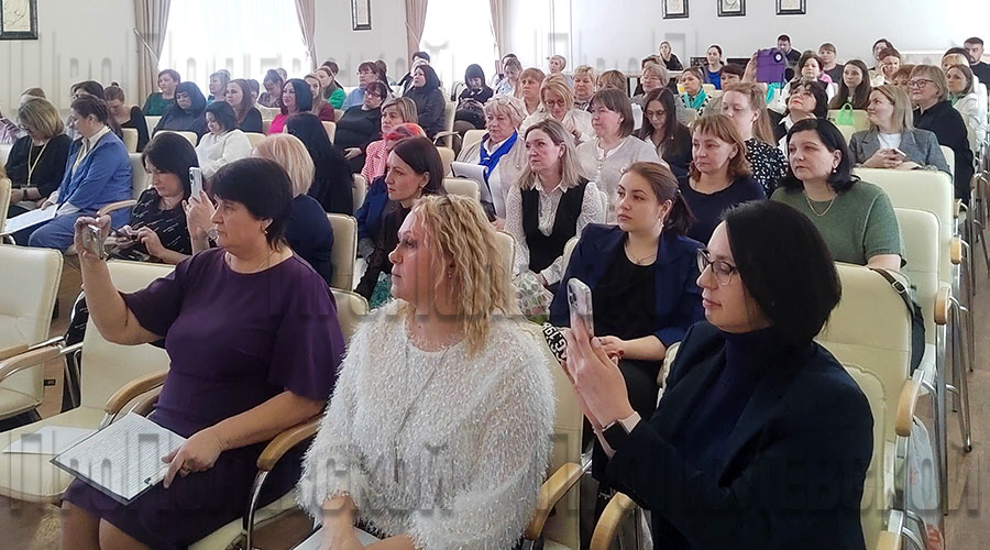 В Полевском состоялась II Региональная научно-практическая конференция дошкольных образовательных организаций 