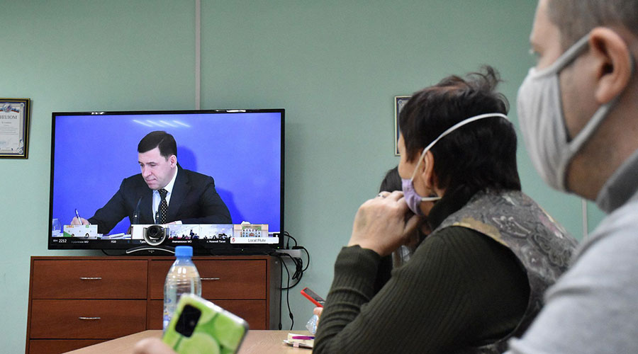 На пресс-конференции губернатор Свердловской области Евгений Куйвашев успел ответить более чем на 30 вопросов журналистов